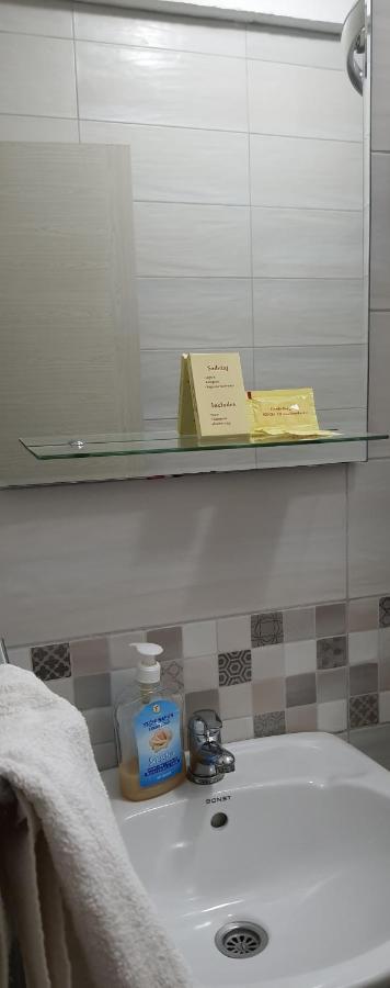 Apartmani Mia Sorajic Petrovac Exteriör bild